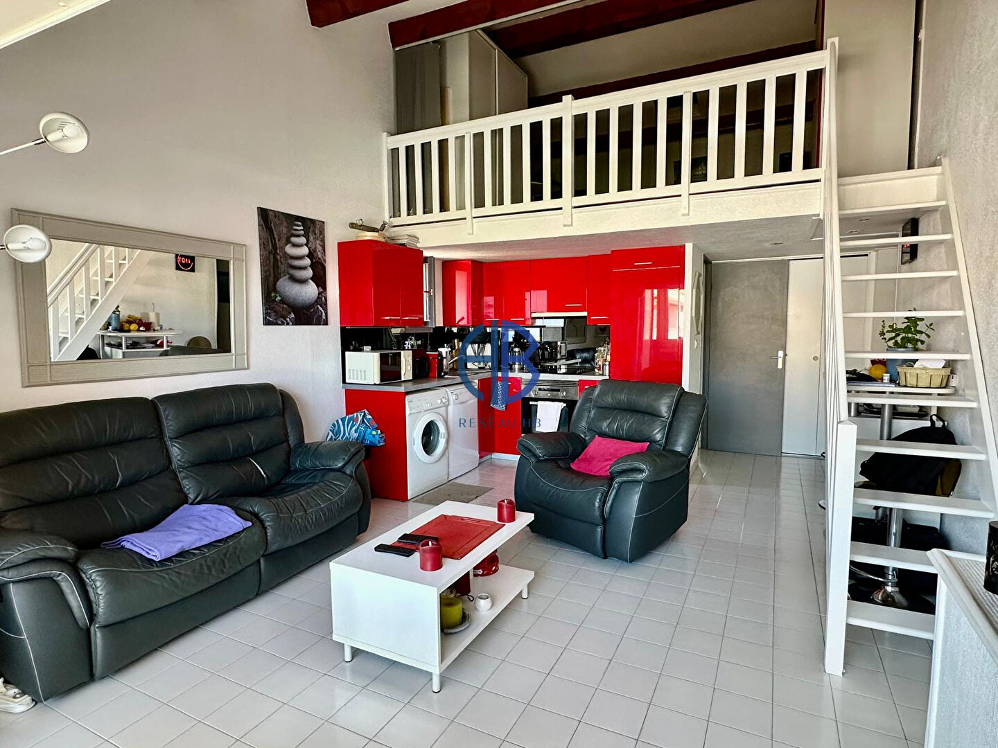 Photo Spacieux 4 pièces avec parking et piscine - Secteur Richelieu image 3/6