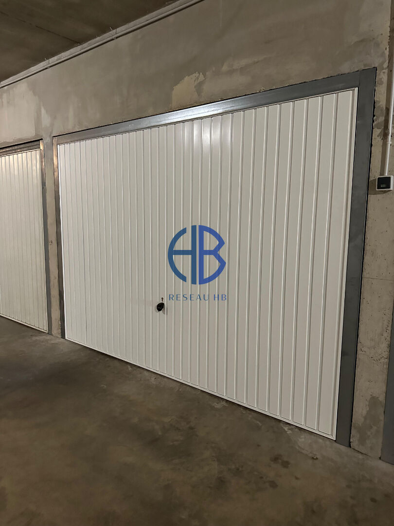 Photo Garage automatisé secteur Centre Port image 2/2