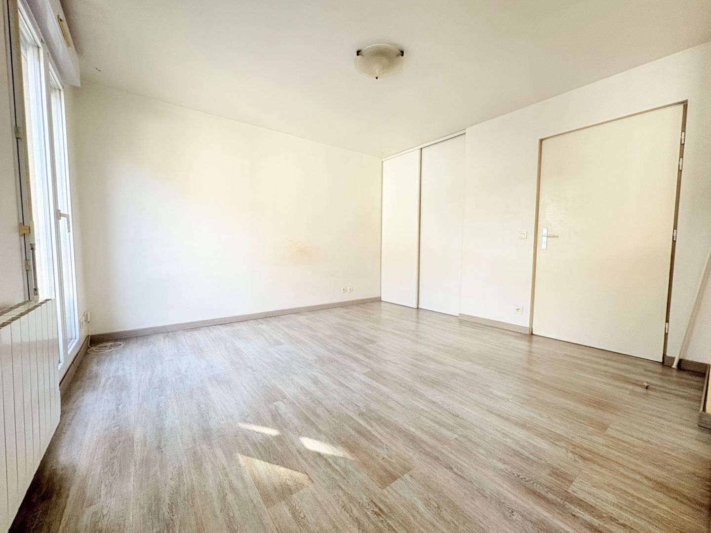 Photo Studio 23.55m2 (Centre ville) image 3/6