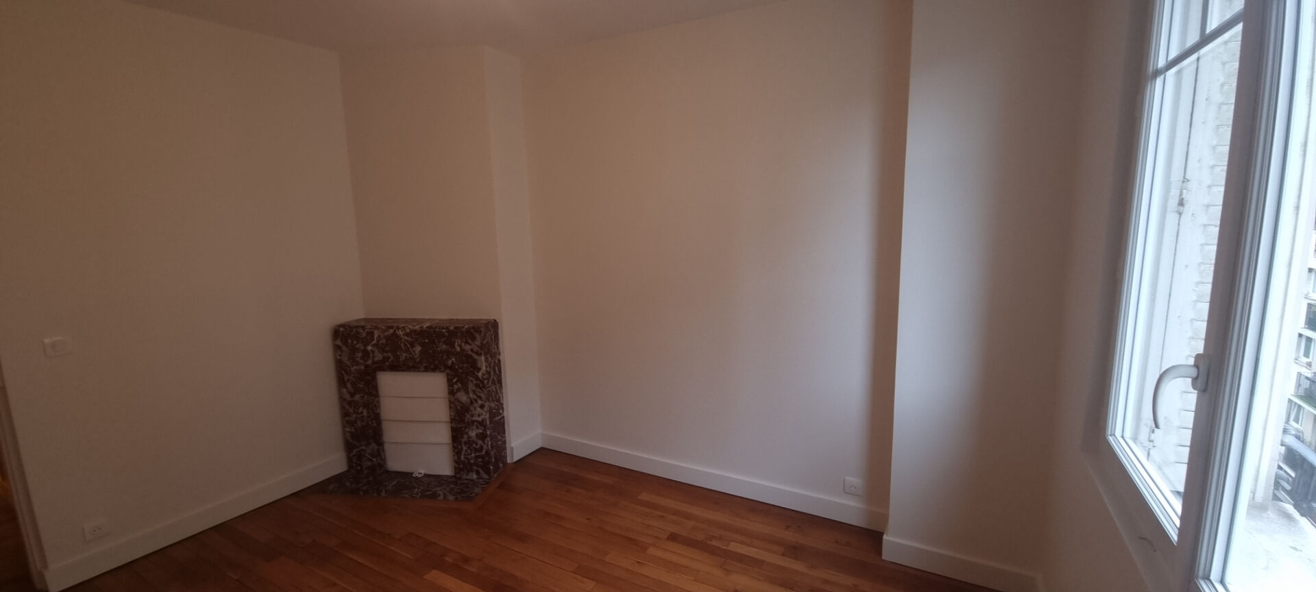 Photo Beau 2 pièces rénové PARIS 13 image 2/6