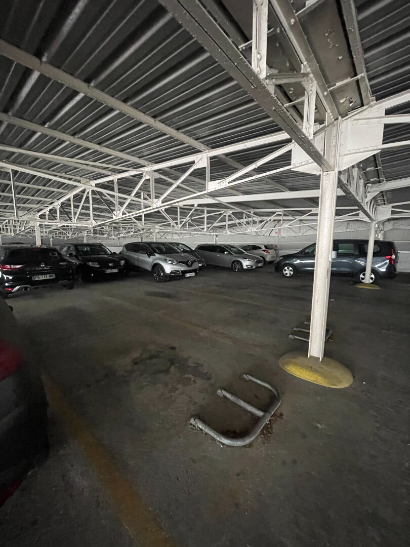 Parking securisé Lyon 7 / QUARTIER DEBOURG