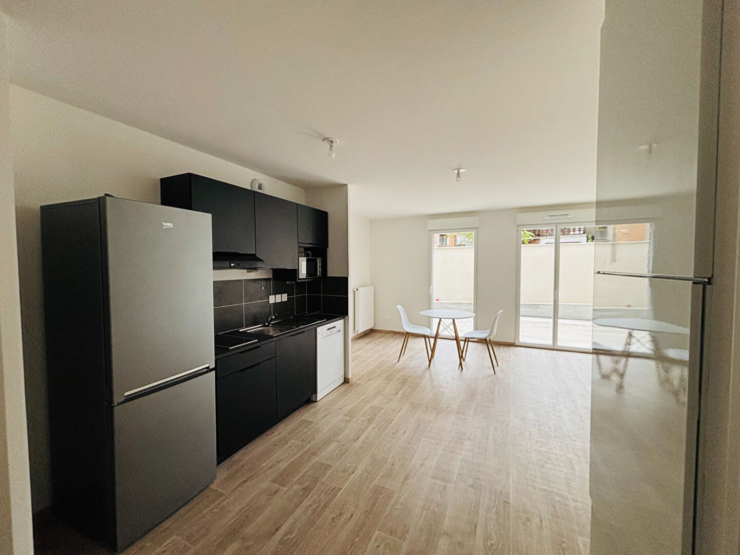 APPARTEMENT T2 NEUF A LOUER  AVEC TERRASSE ET PARKING