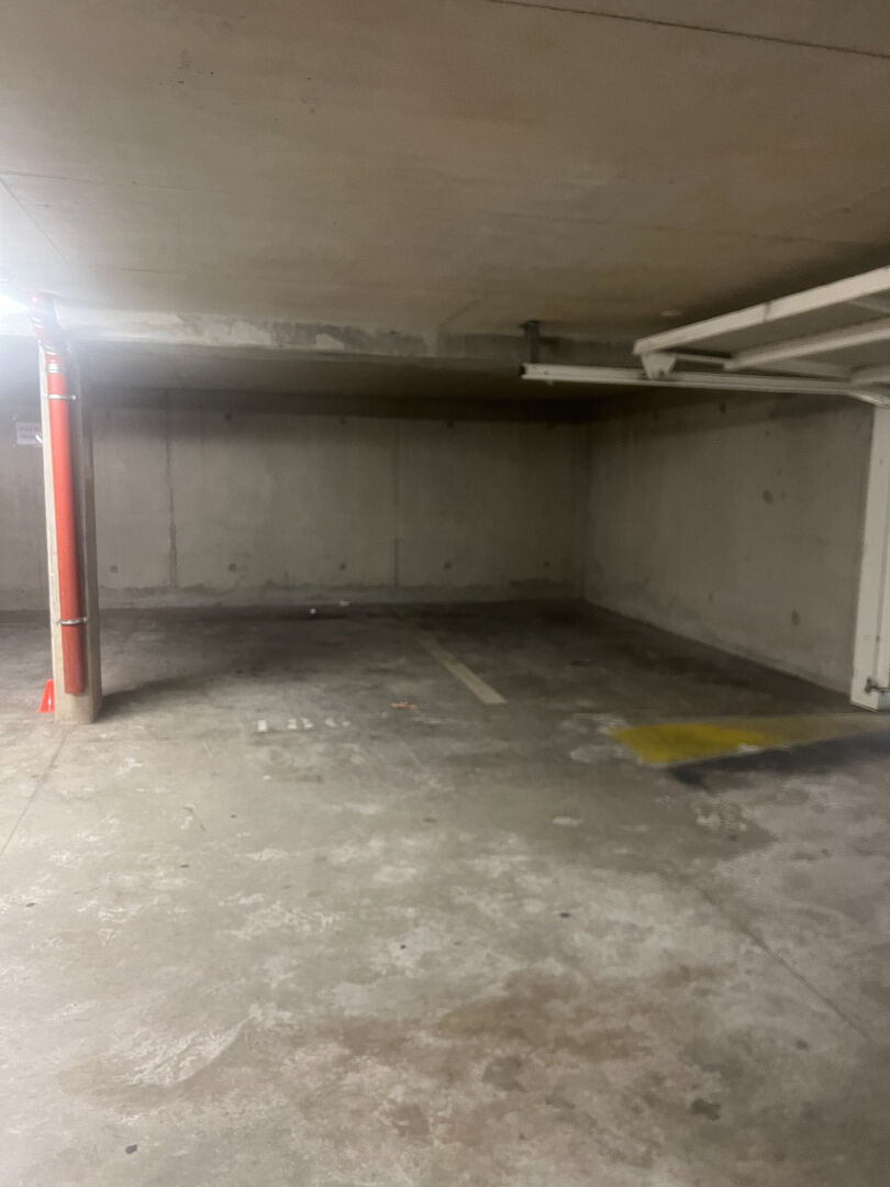 Place de parking sécurisée - Proximité gare