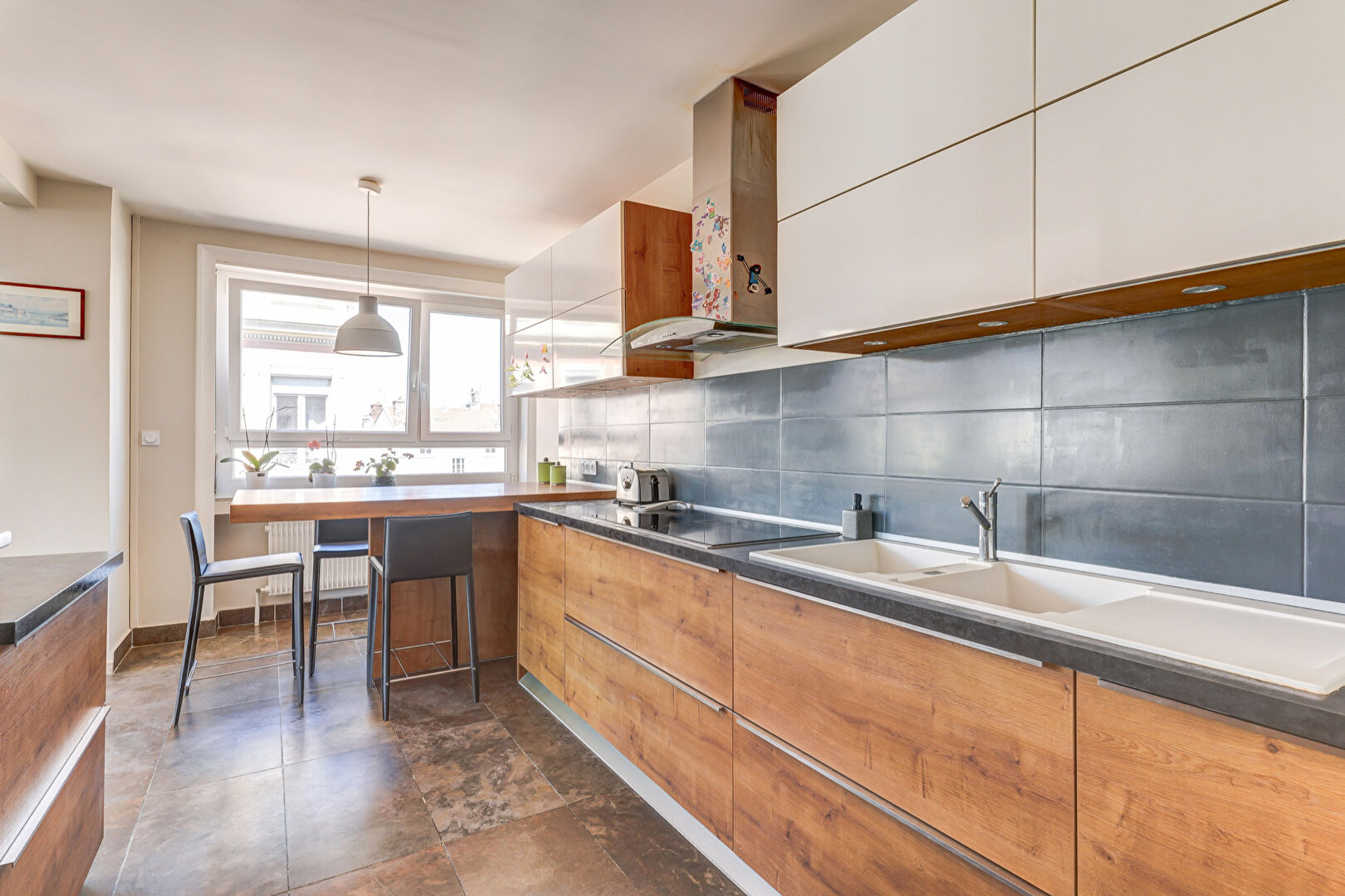 Photo Dernier étage lumineux - Brotteaux - Balcon - Double Garage image 6/6