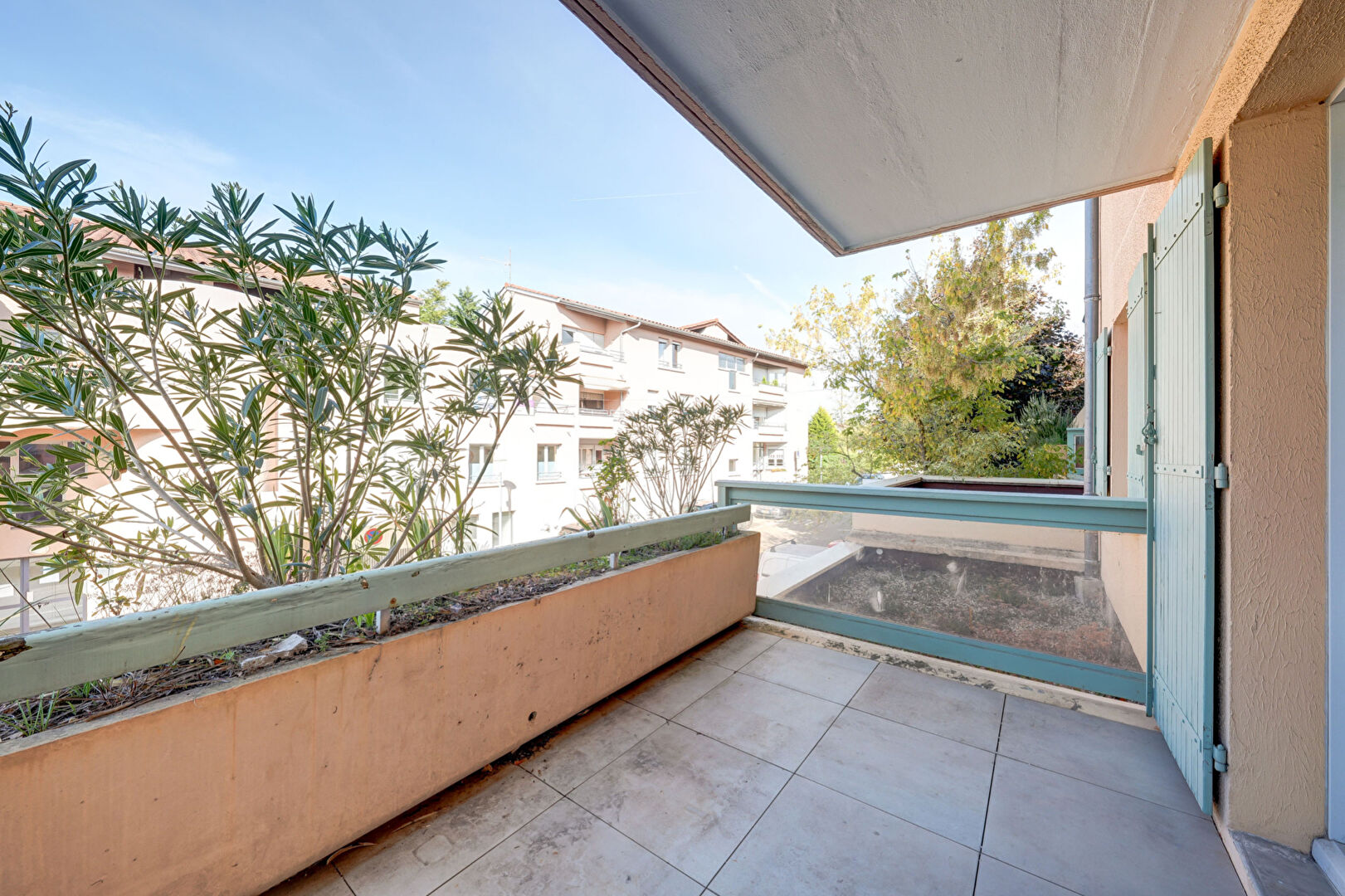 Photo T2 refait à neuf - Centre ville - Balcon, Garage, Parking image 2/6