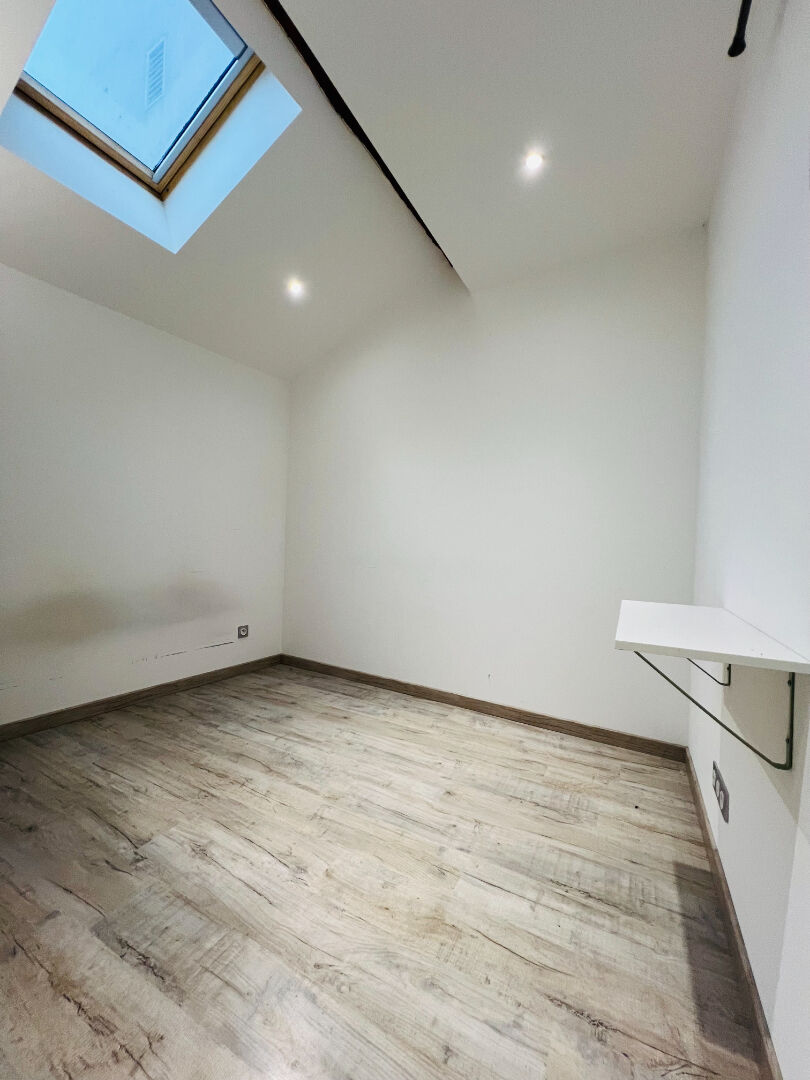 Photo Appartement T4 au coeur du Centre-Ville - Disponible de suite image 6/6