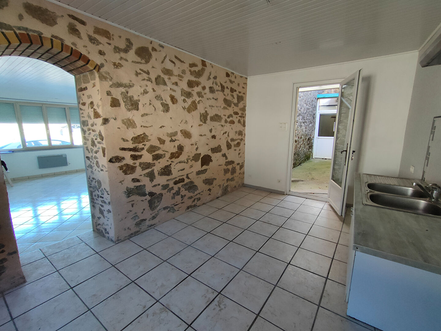 Photo Grande maison Châlus 10 pièce(s) 193 m2 image 4/6