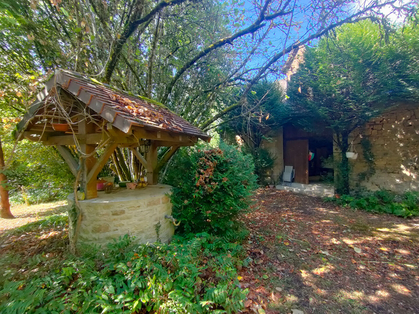 Photo Maison 5 pièce(s) 90 m2 NANTHIAT Périgord Vert image 2/6