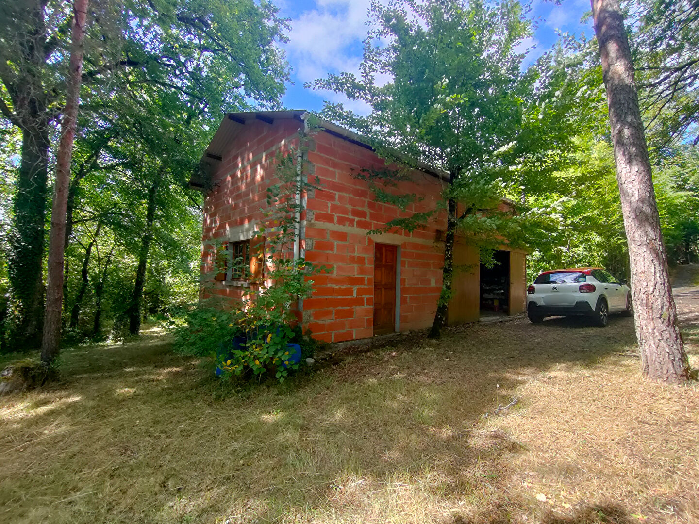 Photo Maison 5 pièce(s) 90 m2 NANTHIAT Périgord Vert image 4/6