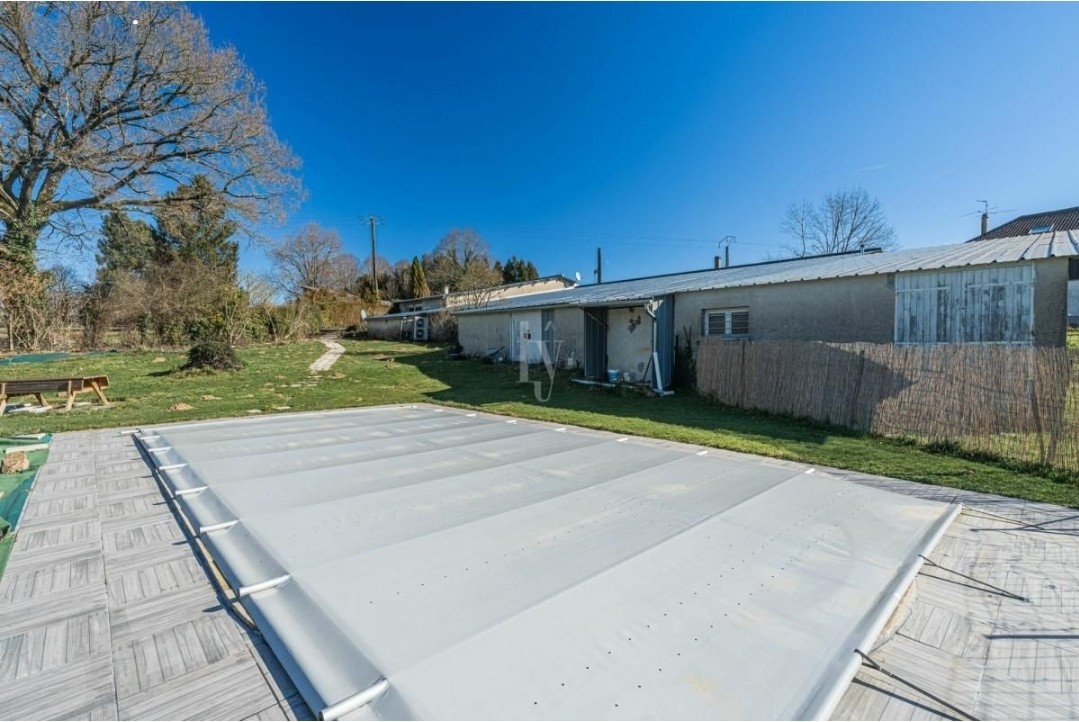 Maison  Loft  5 pièce(s) 233 m2