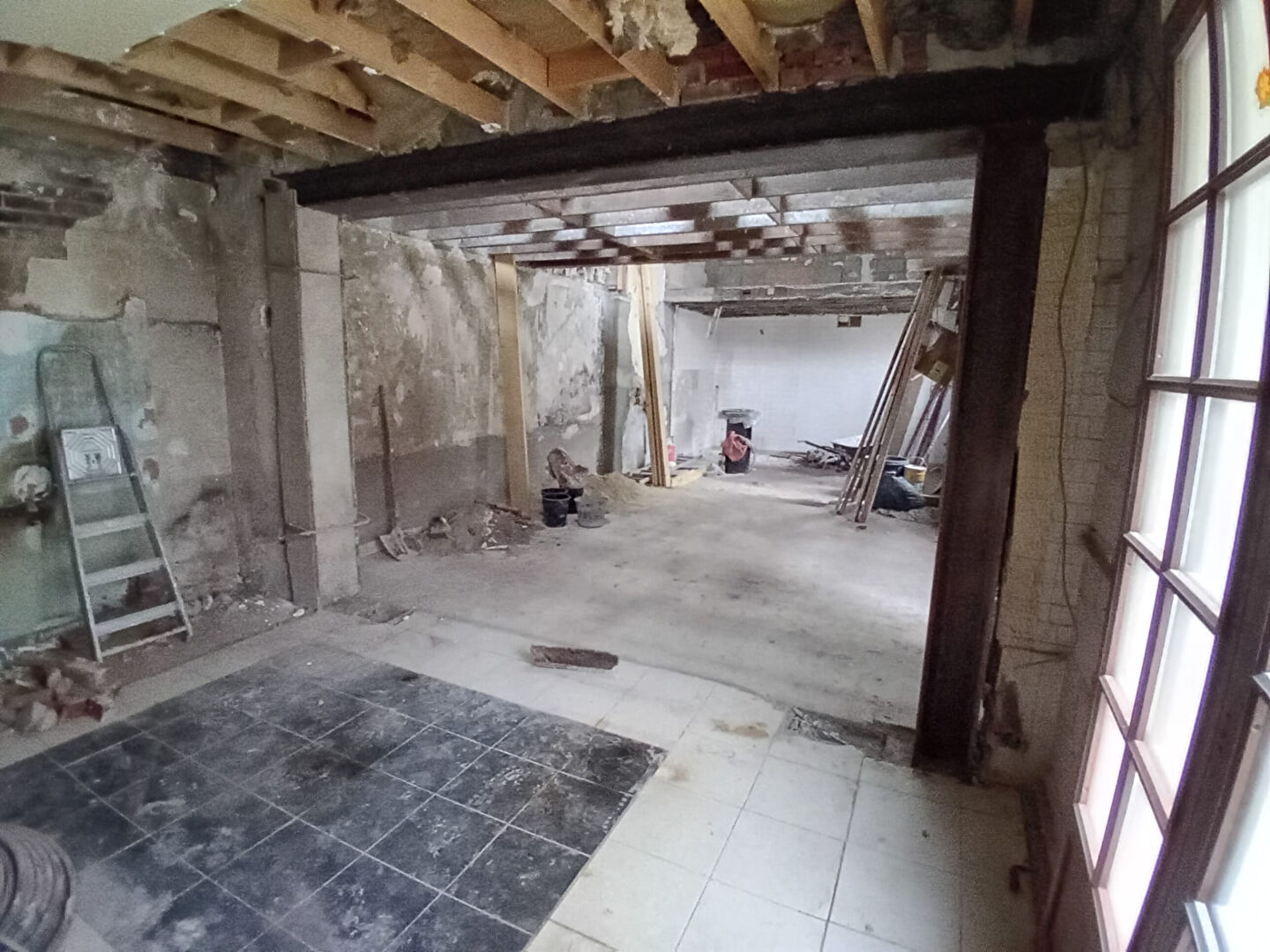 Maison  6 pièce(s) 140 m2