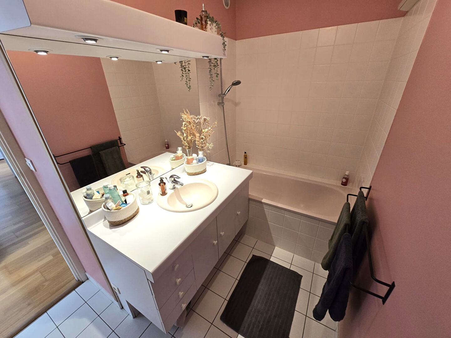 Appartement Mont Saint Aignan 4 pièce(s) 72.77 m2