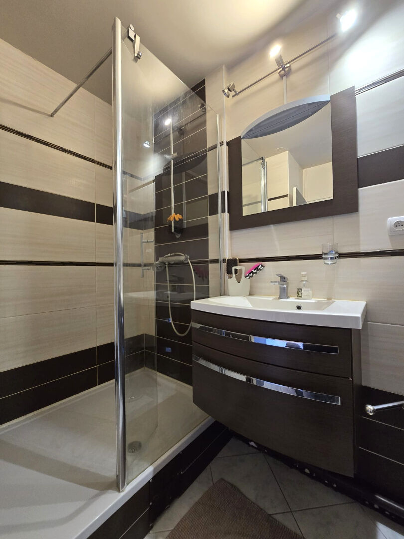 Appartement Mont Saint Aignan 5 pièce(s) 87.56 m2