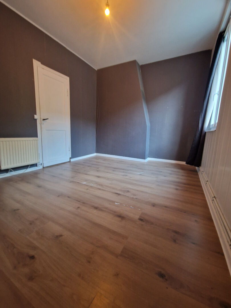 Maison Lillebonne 4 pièce(s)