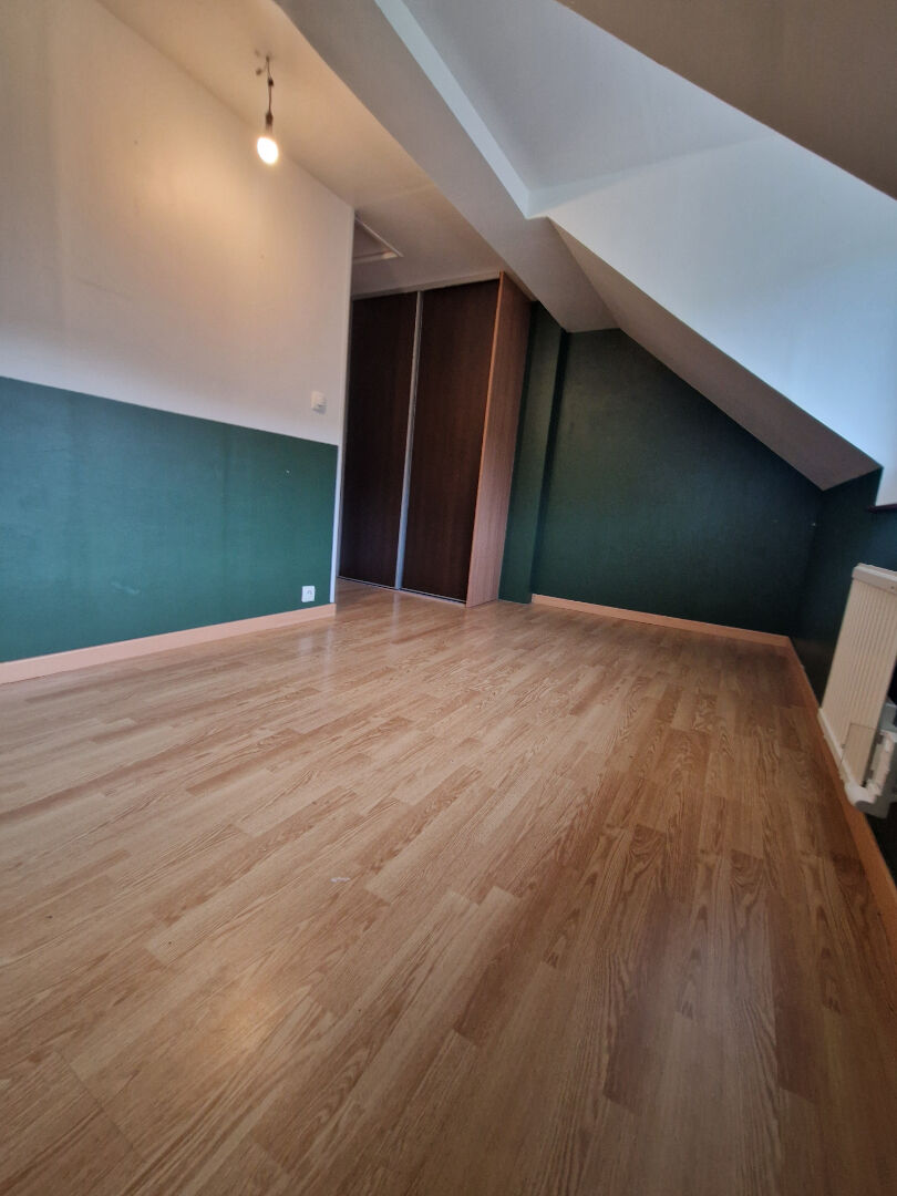 Maison Lillebonne 4 pièce(s)