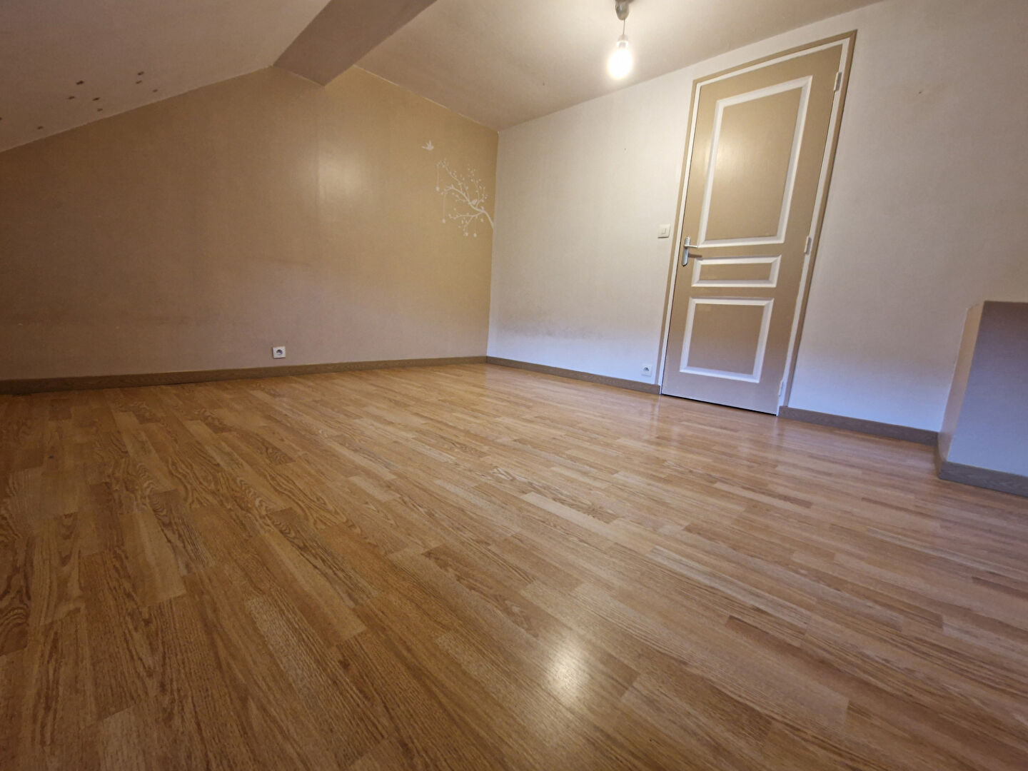 Maison Lillebonne 4 pièce(s)