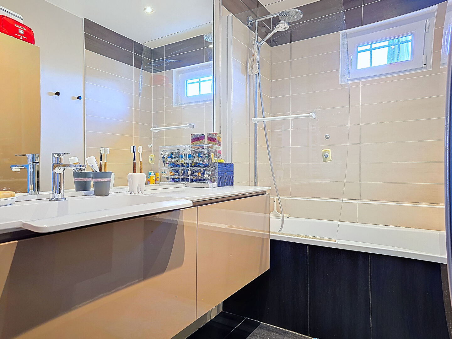 Maison Saint Leger Du Bourg Denis 8 pièce(s) 157 m2