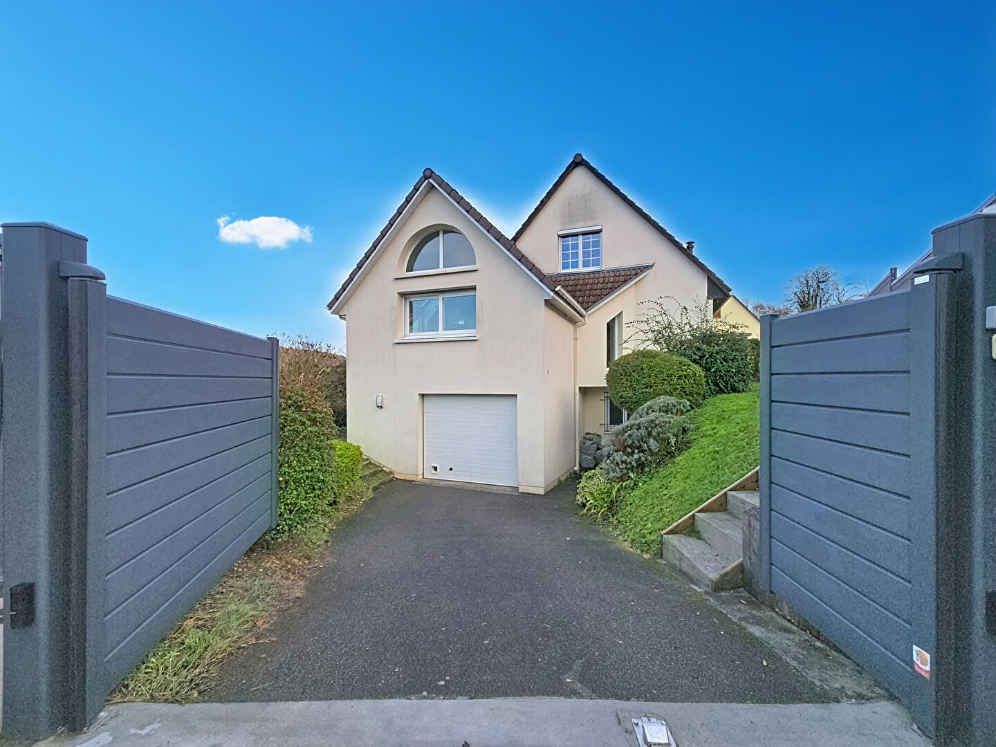 Maison Saint Leger Du Bourg Denis 8 pièce(s) 157 m2