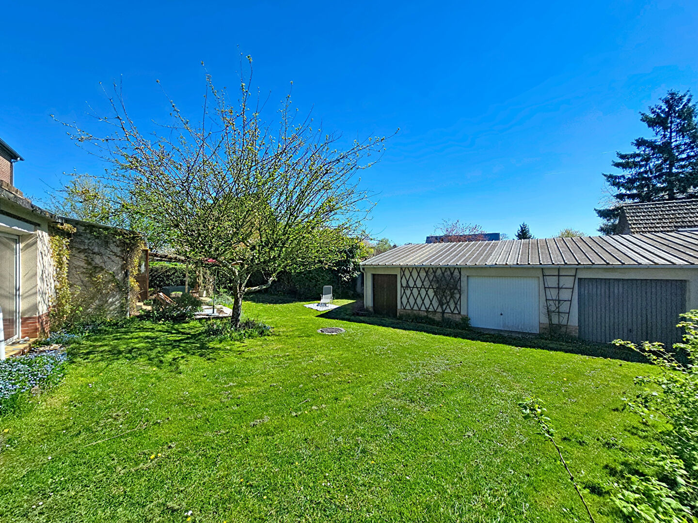 Maison La Neuville Chant D&rsquo;Oisel 8 pièces 195 m2