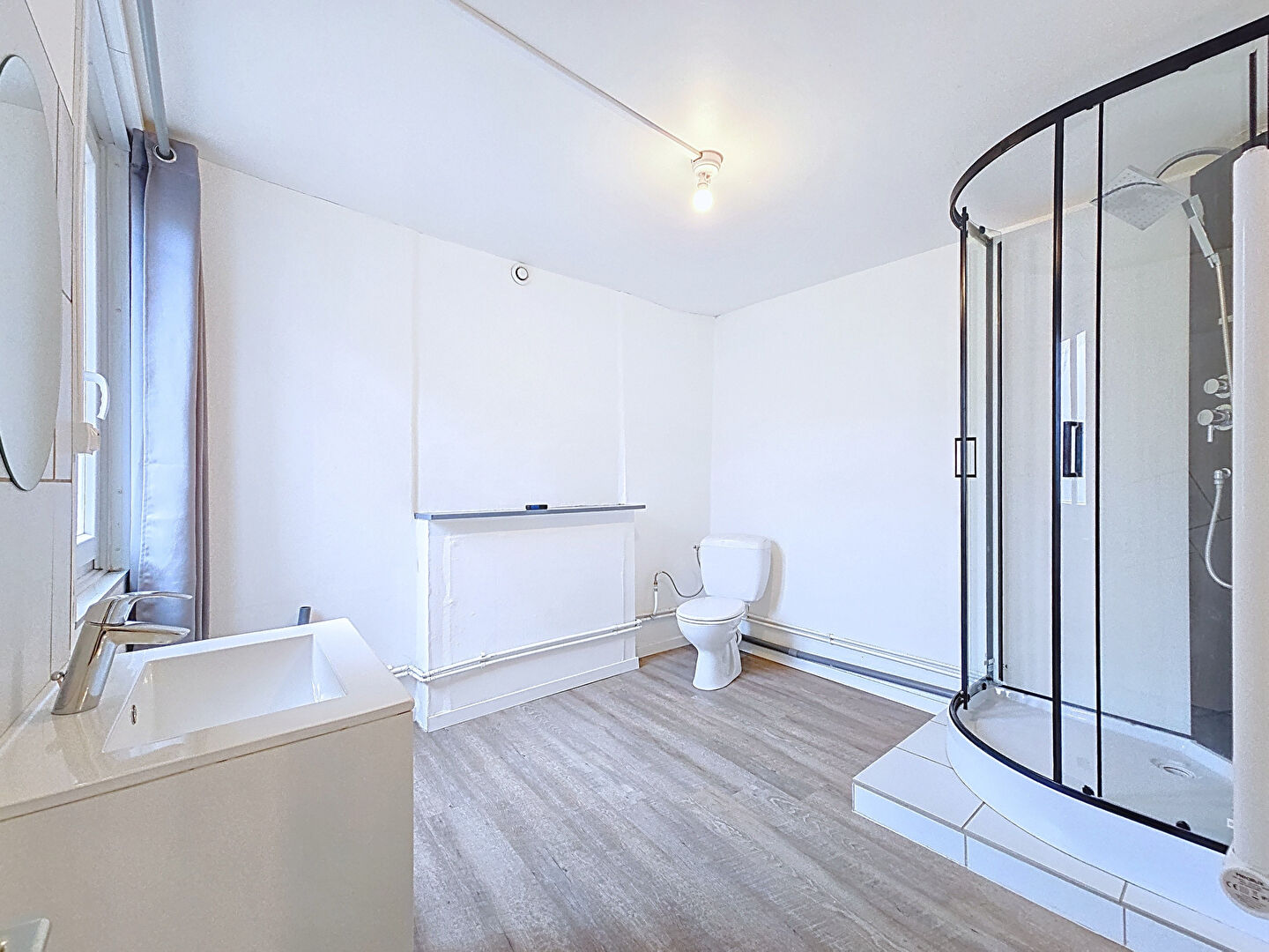 Immeuble Le Neubourg 4 pièce(s) 82.50 m2