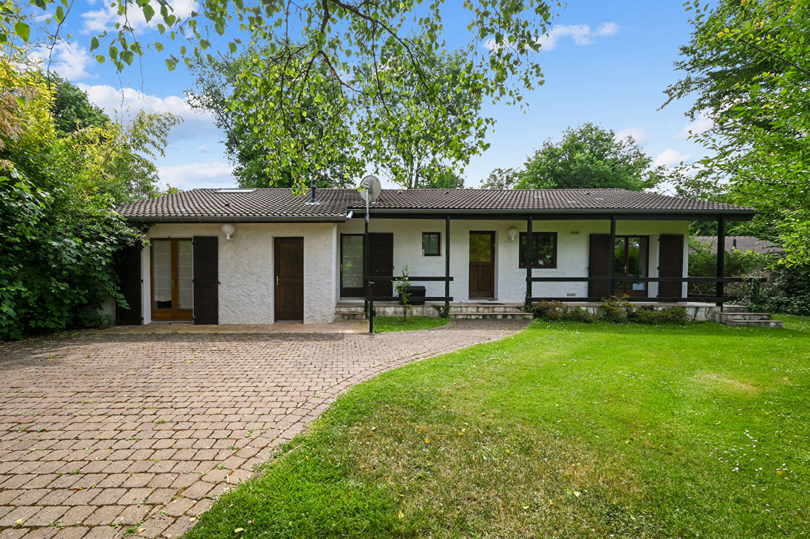 Photo Maison Savigny Sur Clairis 8 pièce(s) 150 m2 image 2/6