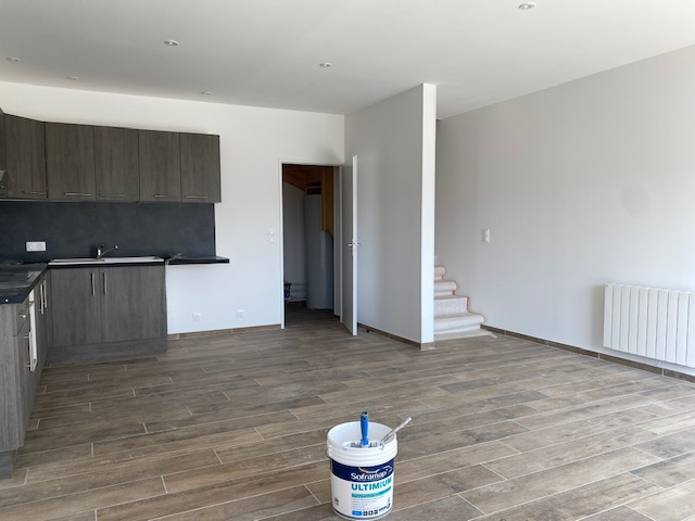 Photo Appartement Cavignac 4 pièce(s) 79.72 m2 image 2/6