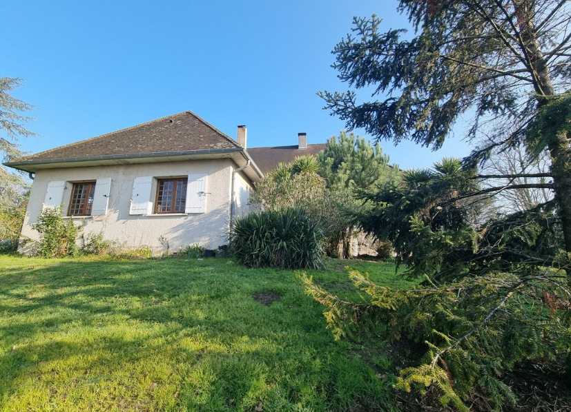 Photo DEMEURE DE 380 m2 - GARAGE - PISCINE - PARC image 5/6