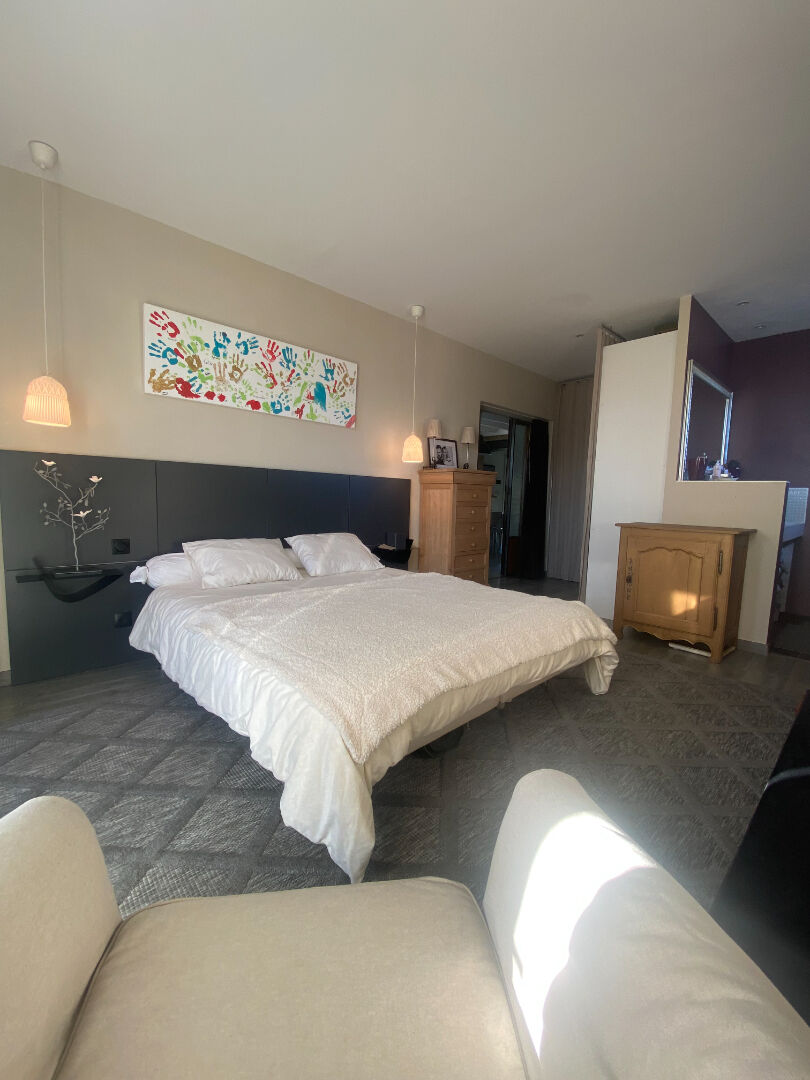 Photo MAISON DE PLAIN PIED - PRESTATIONS HAUT DE GAMME + local pro image 4/6