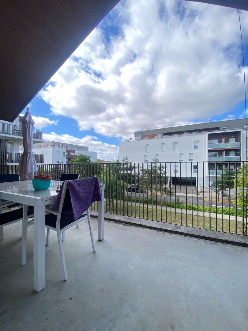 Photo MAGNIFIQUE T3 - TERRASSE ET PLACES DE PARKING image 3/5