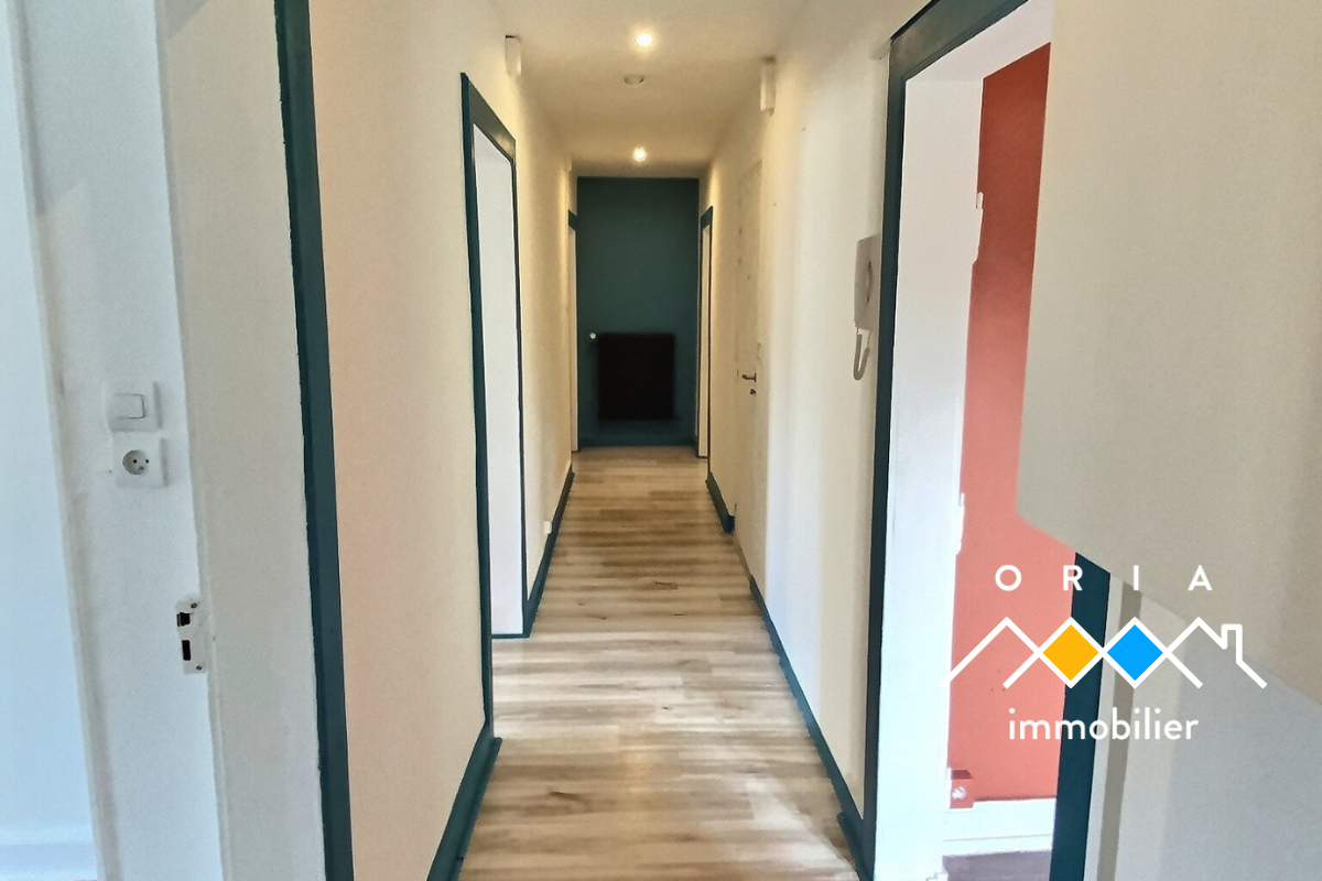 Photo Vic-sur-Seille - Appartement T3 image 4/6