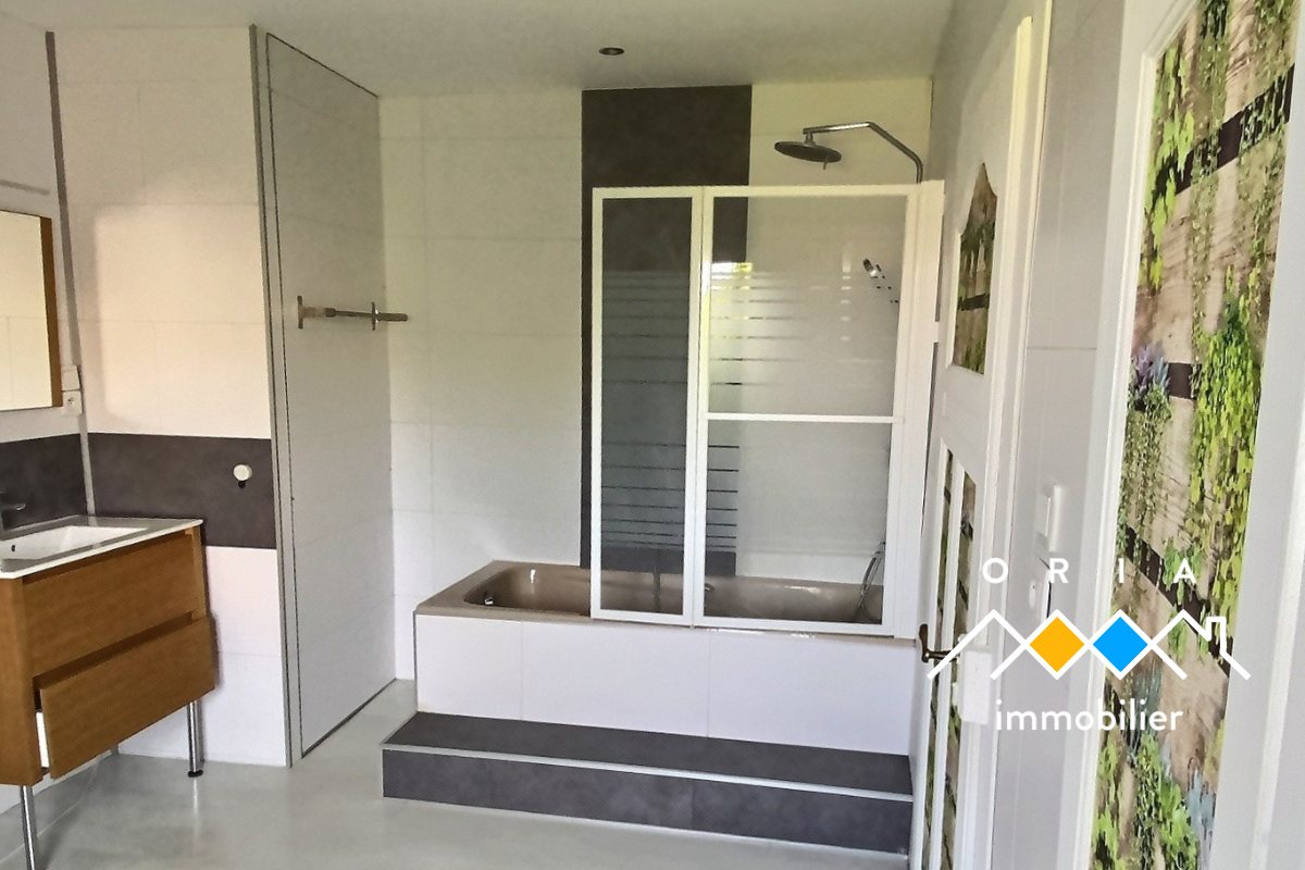 Photo Vic-sur-Seille - Appartement T3 image 6/6