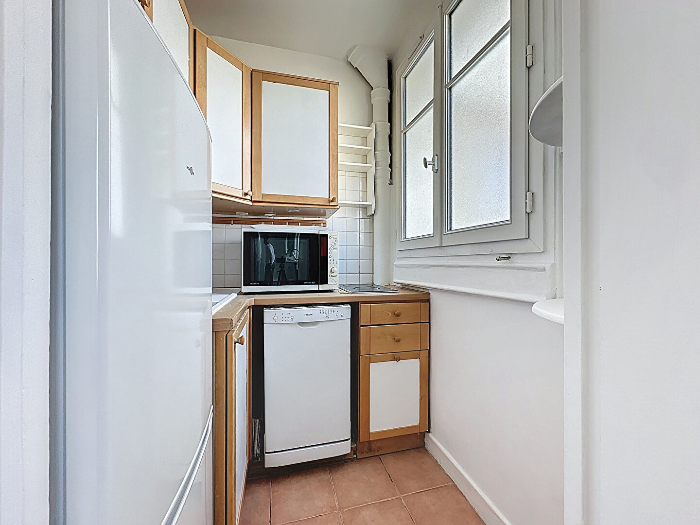 Photo Studio avec vue sur les Invalides et Tour Eiffel image 4/6