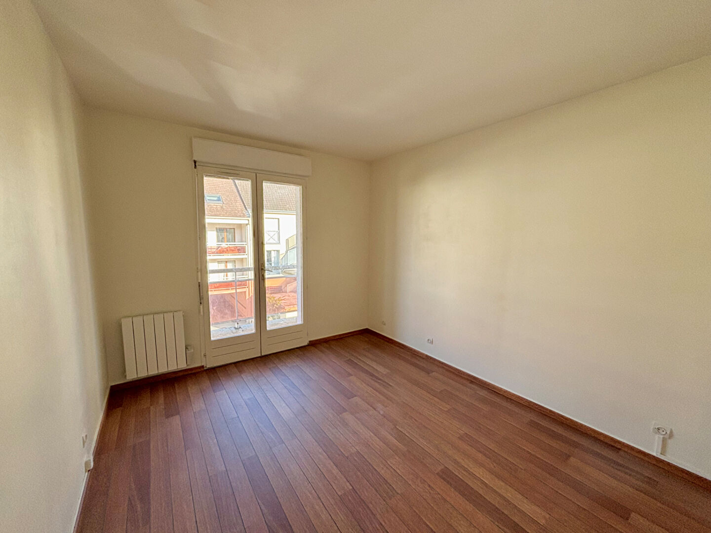 Photo 4 pièces 80 m2 - Proche de toutes commodités image 5/6