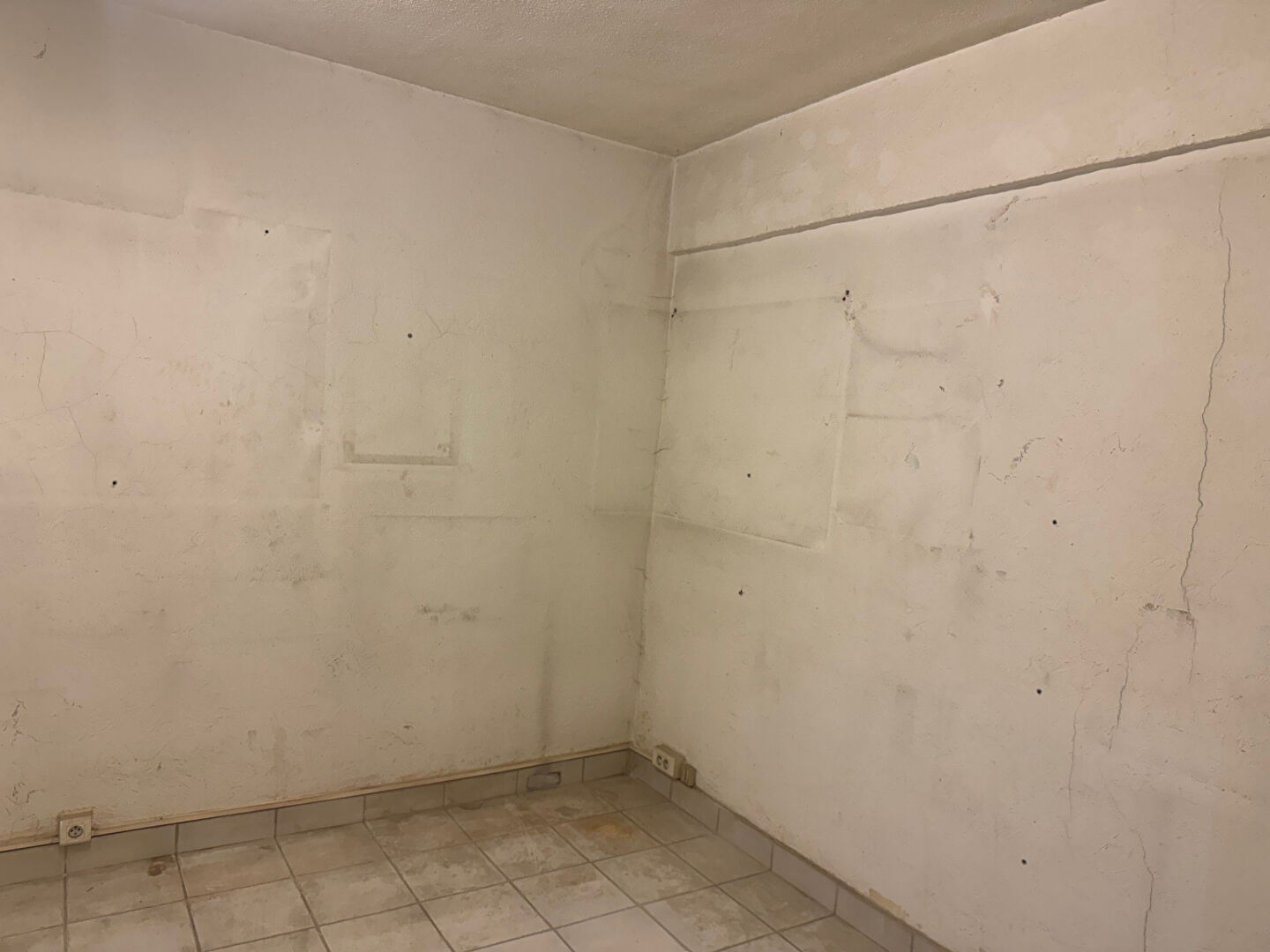 Photo Double parking / box  de 45 m2 image 4/6