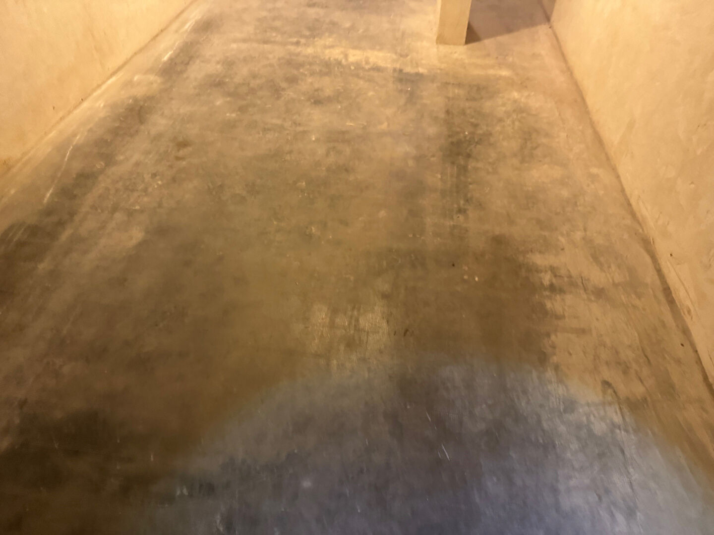 Photo Double parking / box  de 45 m2 image 5/6