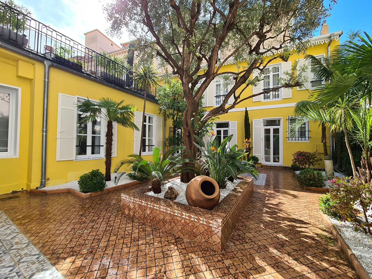 Agence immobilière de OXIA Golfe-Juan