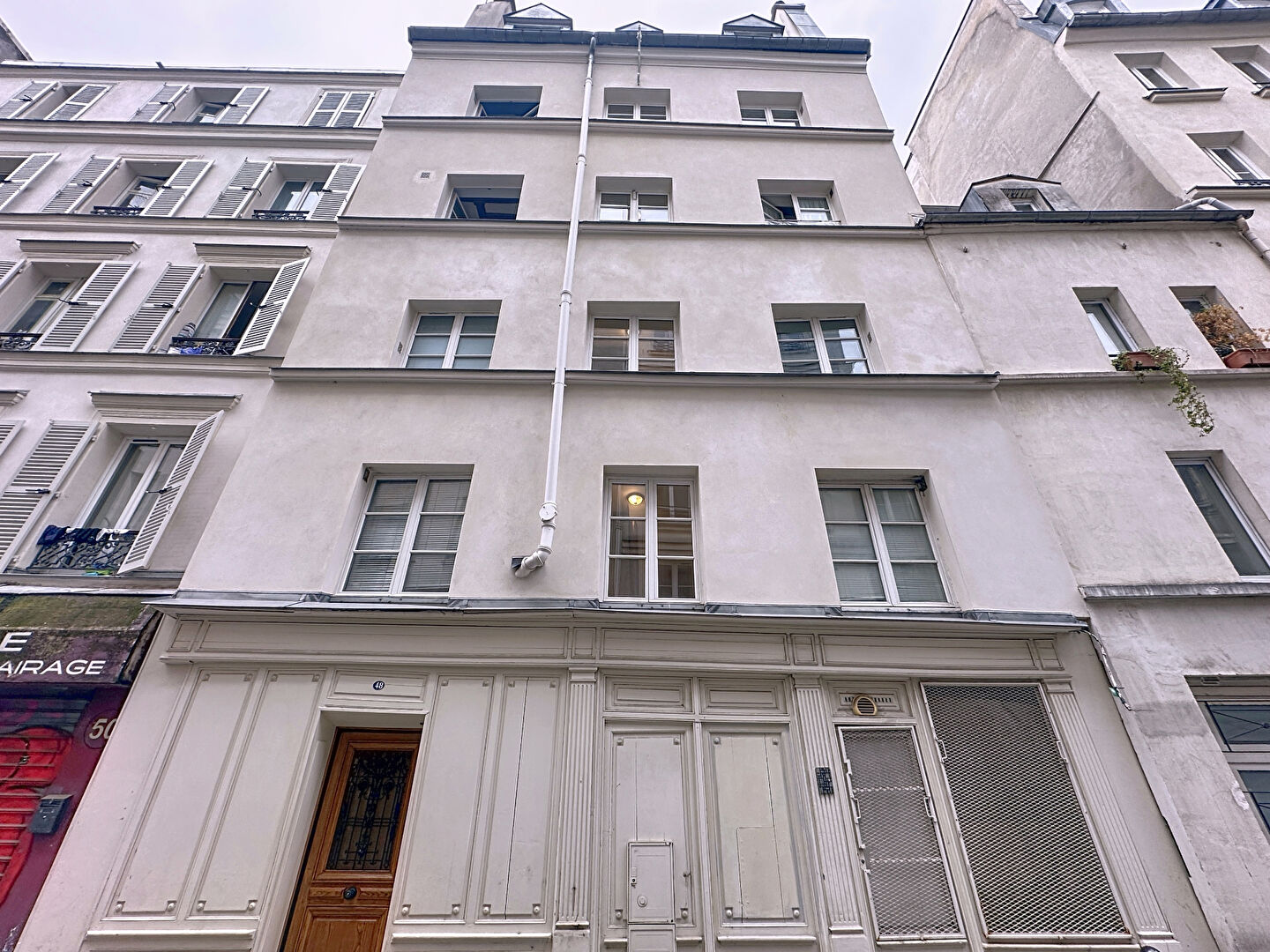 Photo Studio calme et lumineux dans bel immeuble ancien - Paris 2e image 6/6