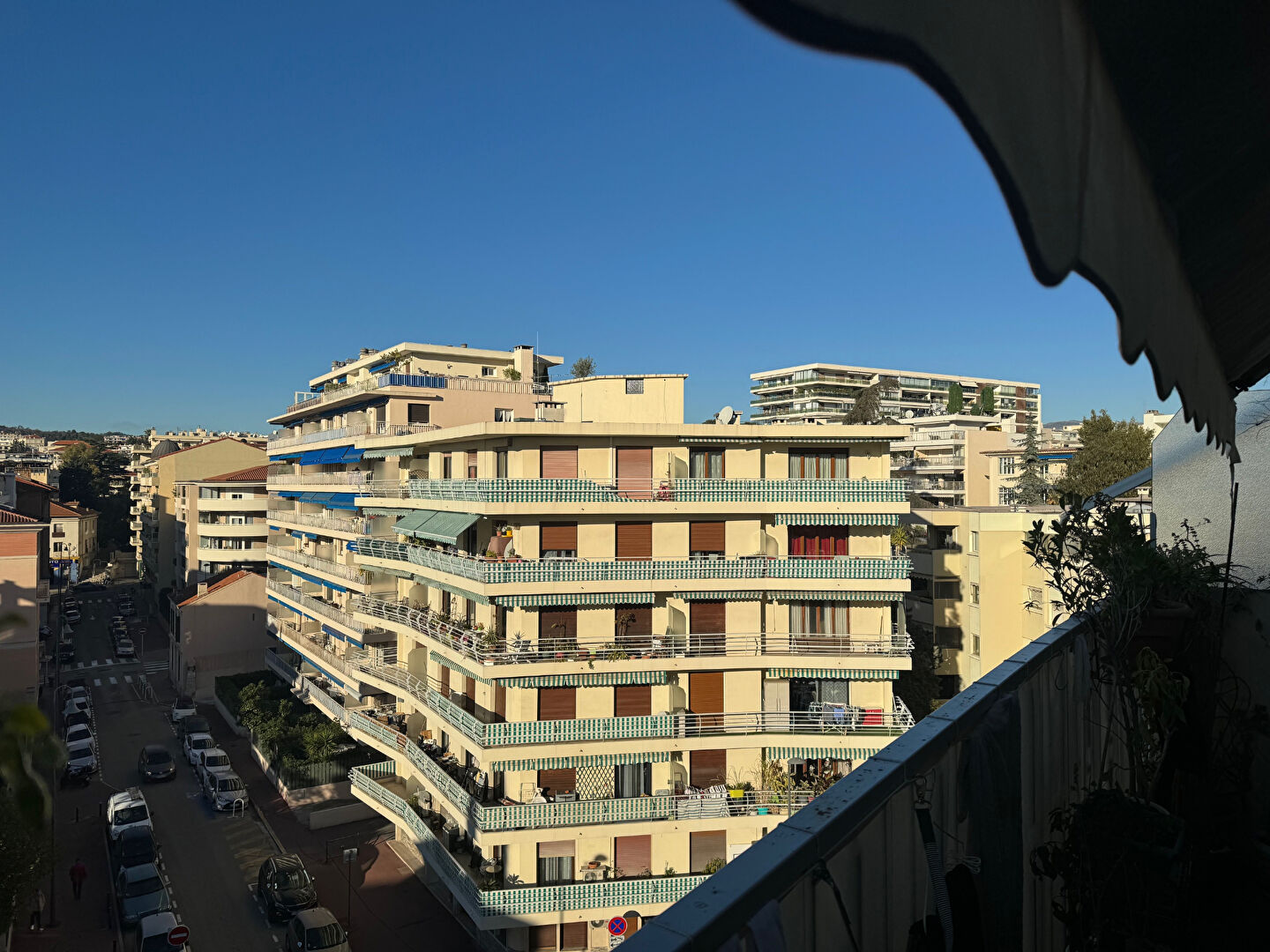 Photo Appartement Cannes 1 pièce(s) dernier étage vue dégagée image 5/6