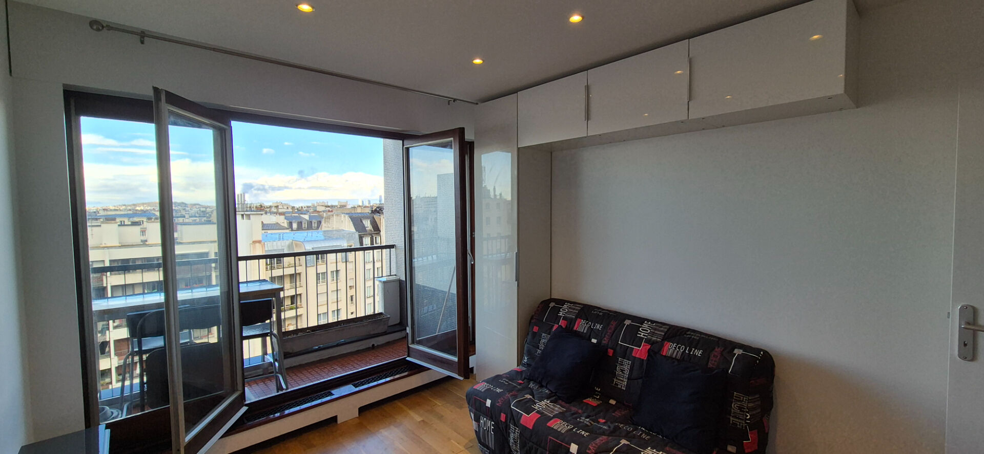 Photo Studio avec balcon image 2/6