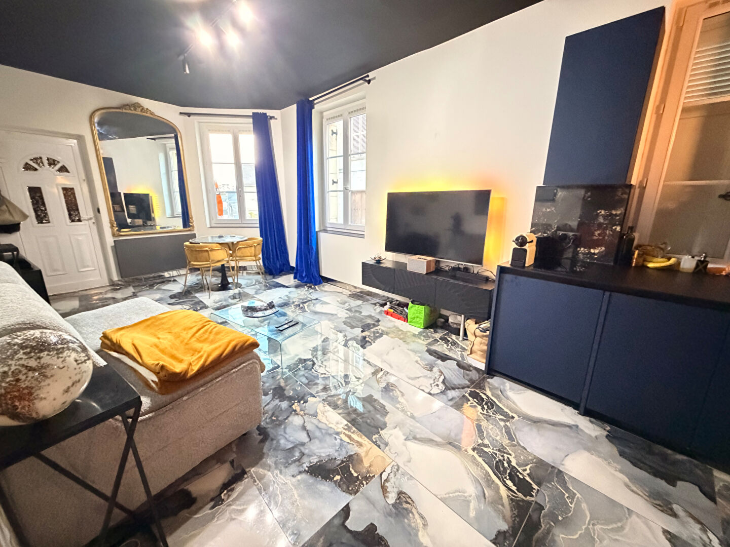 Photo Magnifique studio image 1/5