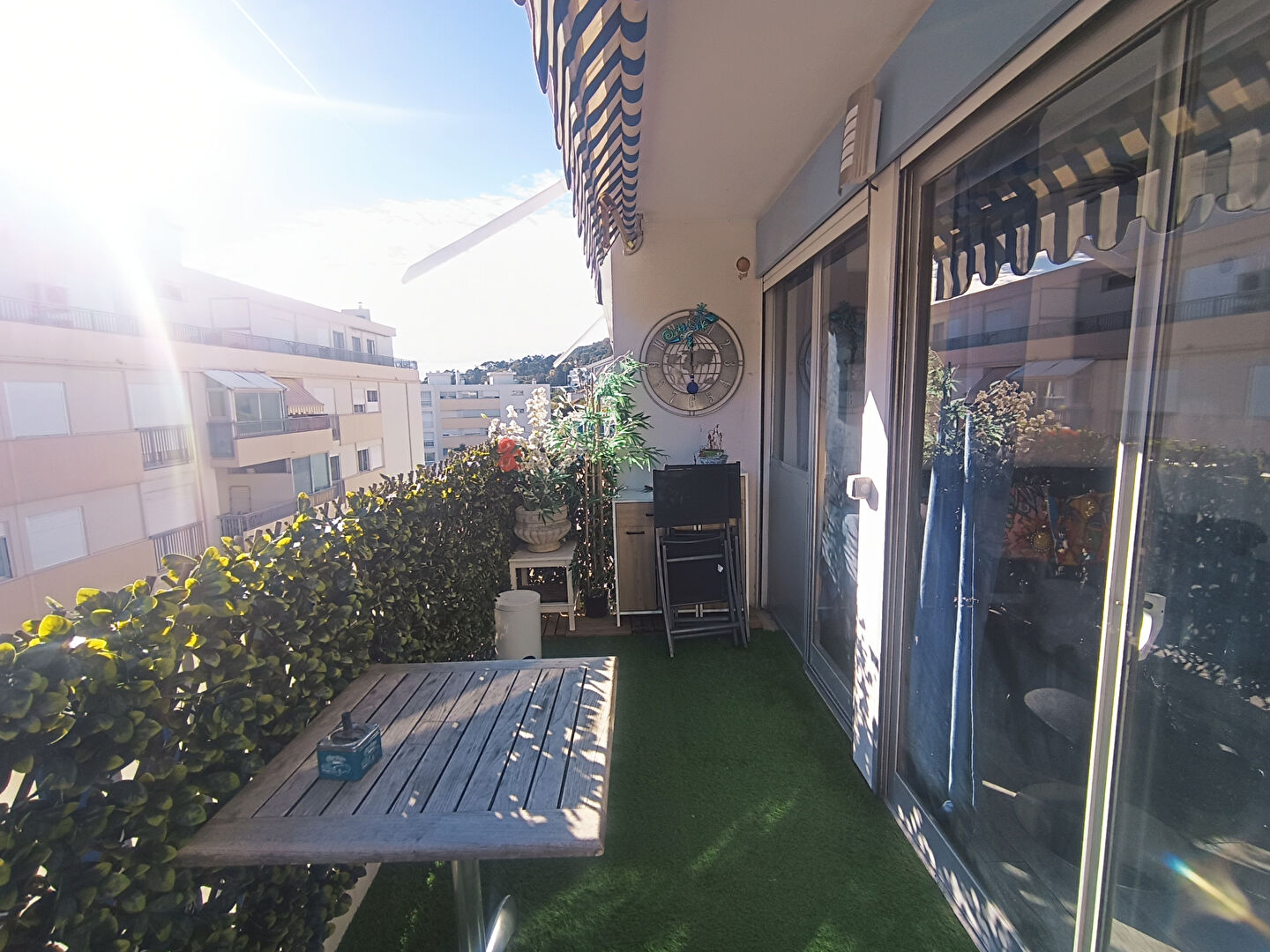 Agence immobilière de OXIA Golfe-Juan