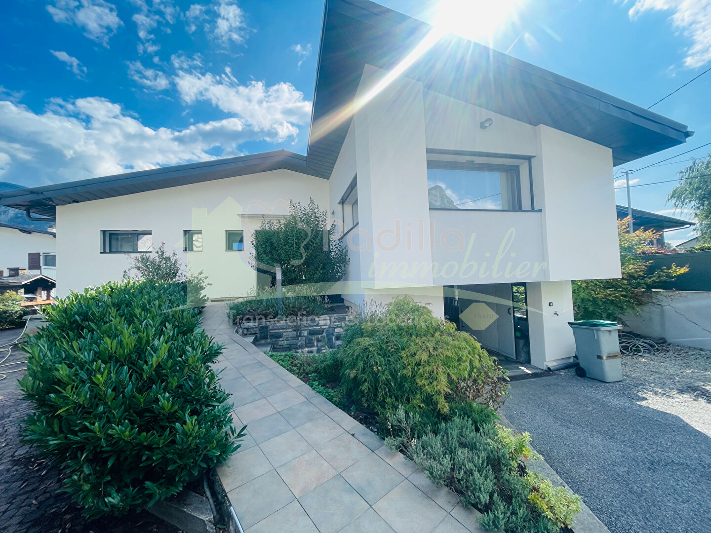 Agence immobilière de PADILLA IMMOBILIER Cluses