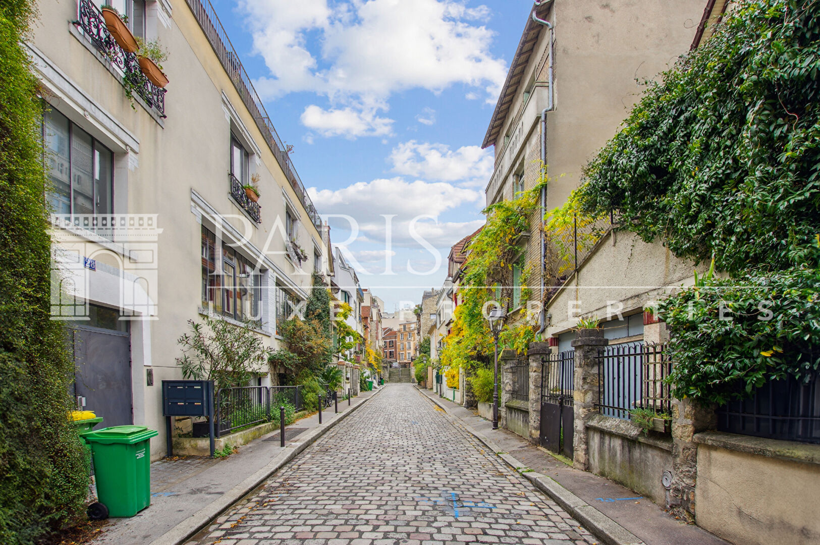 Photo PARIS 19- MAISON CONTEMPORAINE - TOIT TERRASSE - PLEIN SUD image 2/6