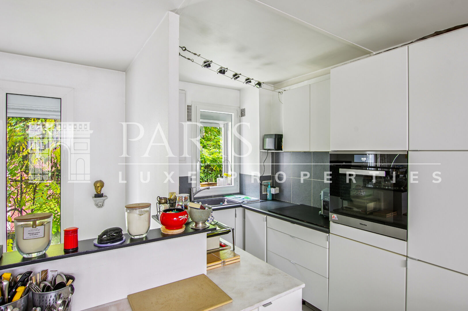 Photo PARIS 19- MAISON CONTEMPORAINE - TOIT TERRASSE - PLEIN SUD image 6/6