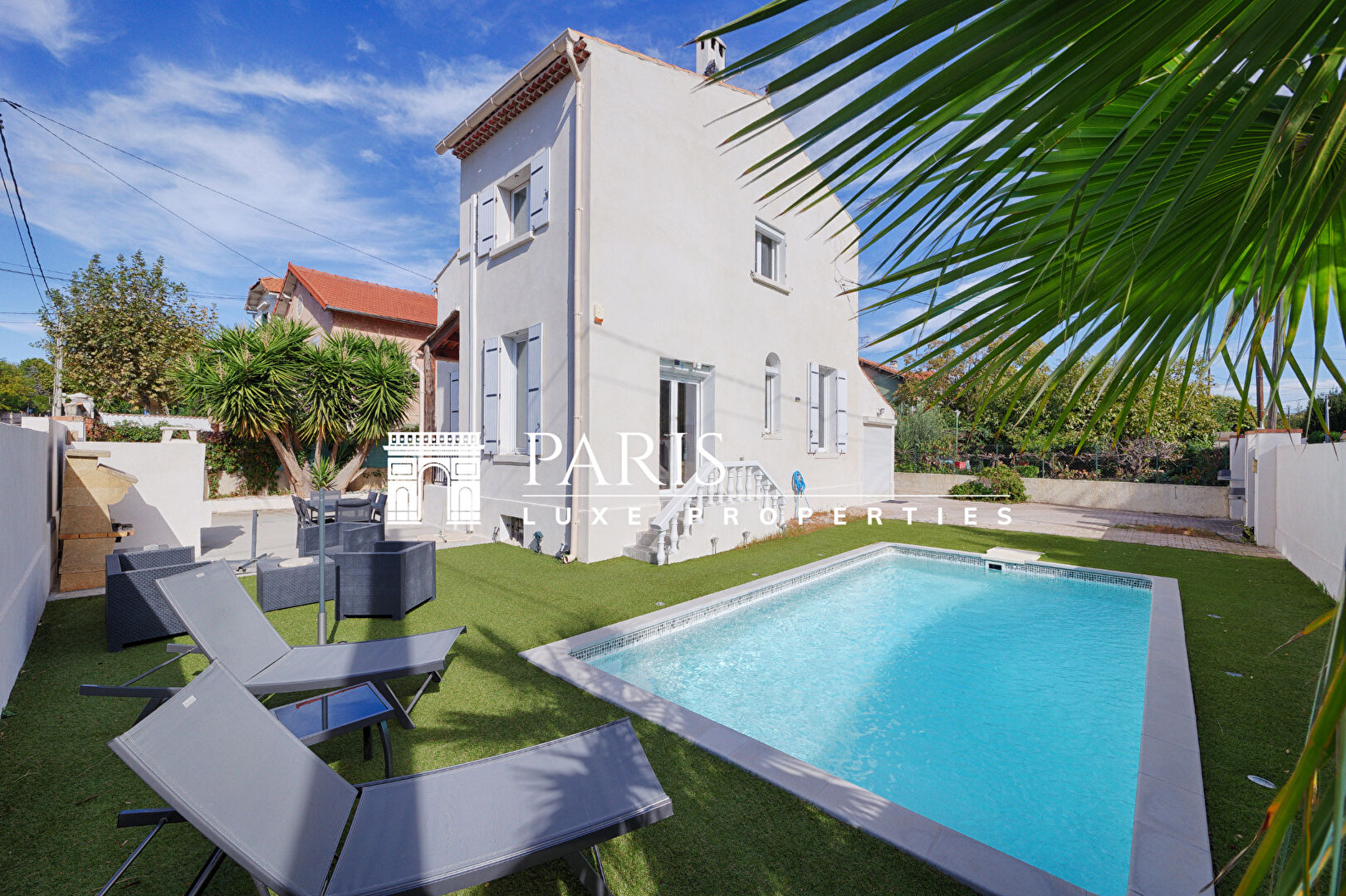 Marseille 13012 - Saint Barnabé - Maison 6 pièces - 4 chambres - 135 m² - piscine - garage