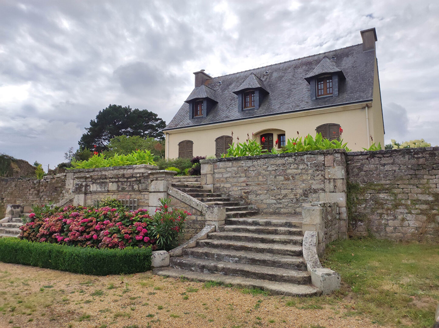 Agence immobilière de PARKI IMMOBILIER HENNEBONT