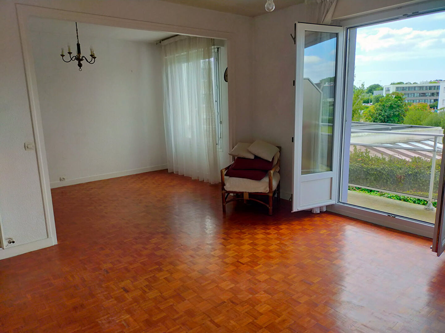 Photo Appartement  3 pièce(s) 75 m2 image 2/4