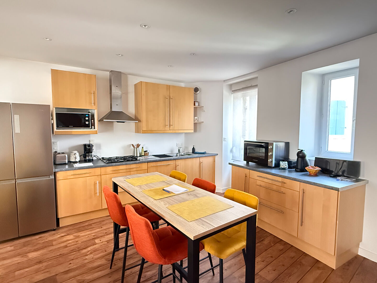 Bel appartement T2 en centre-bourg - LOCMARIAQUER