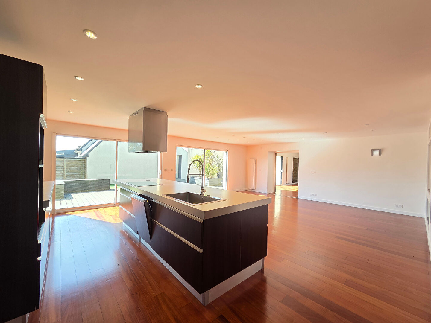 Photo Maison Plouhinec 8 pièce(s) 220 m2 image 2/5