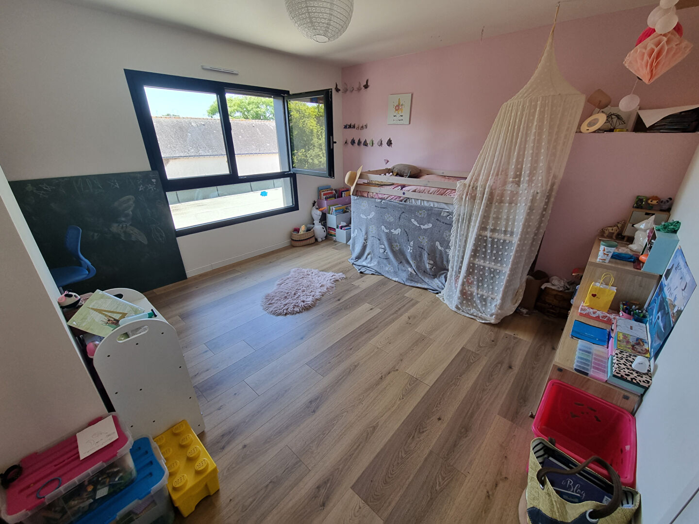 Photo Contemporaine T7 de 2023 image 4/6